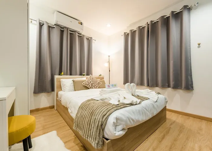 Coco59- Private 3br Pool Villa Bangkok